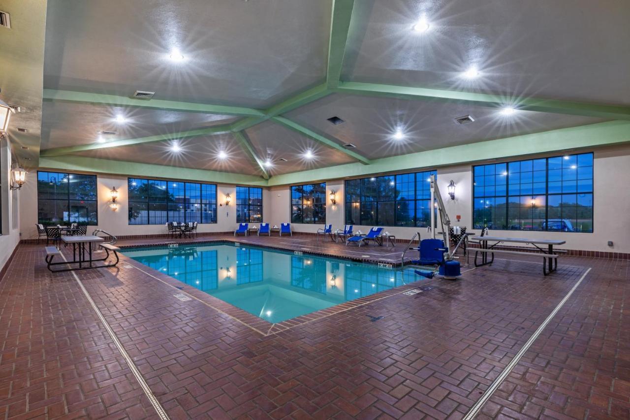 Holiday Express & Tulsa S Hwy 51 By Ihg 3* Broken Arrow