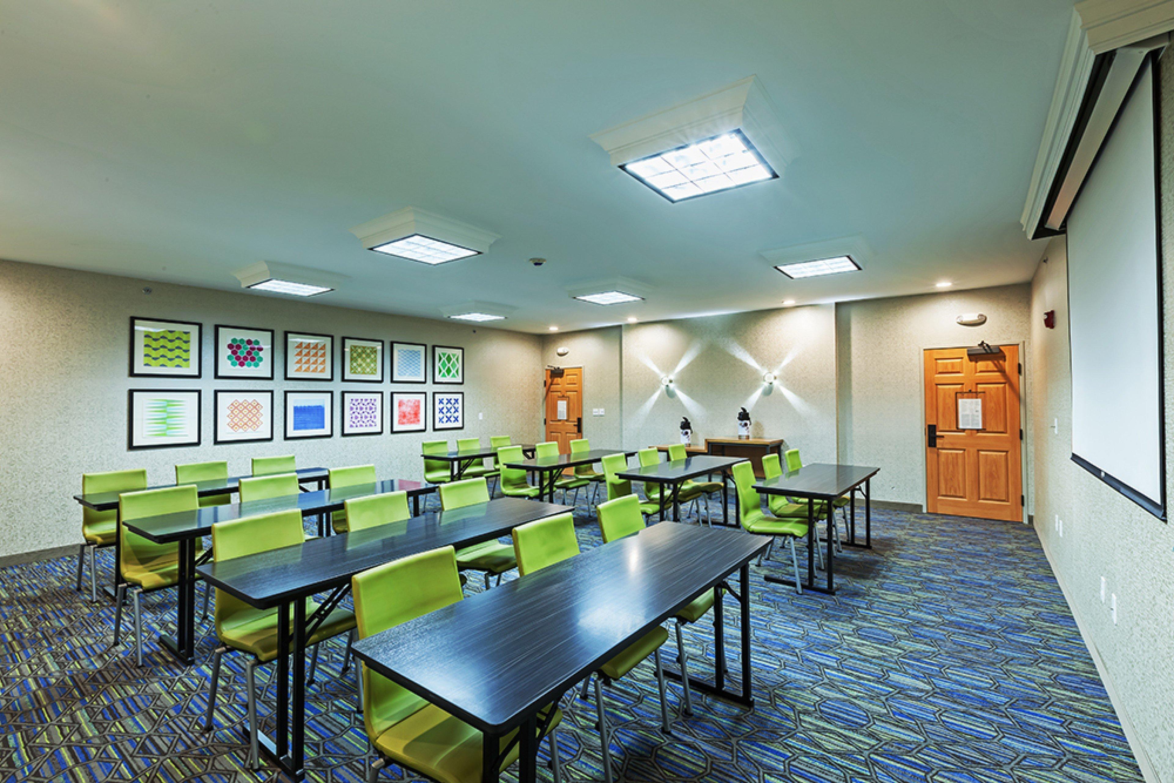Express & Tulsa S Hwy 51 By Ihg 3* Broken Arrow