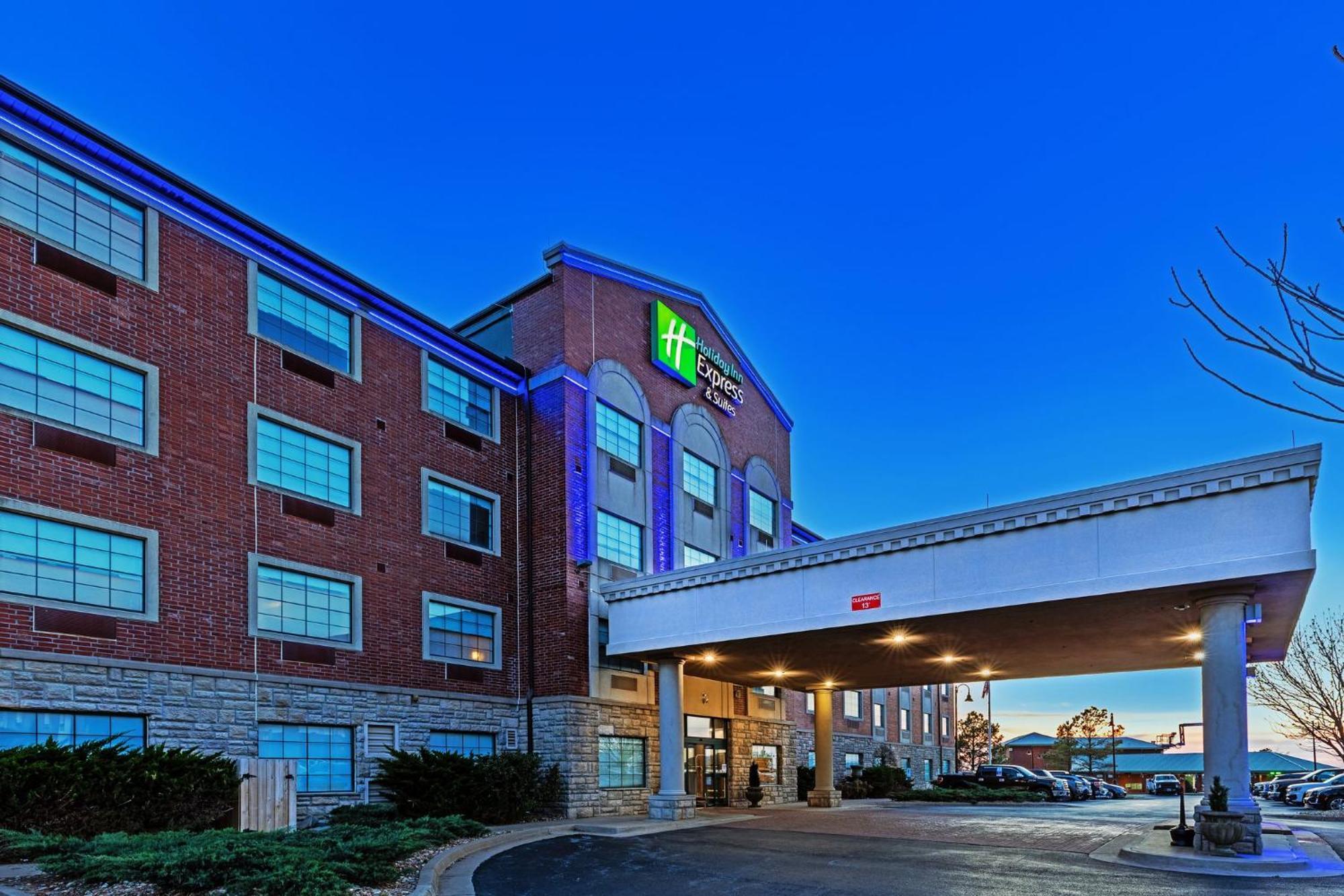 Express & Tulsa S Hwy 51 By Ihg Hotel Broken Arrow